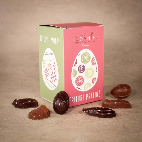 1boite fritures de paques chocolat noir lait praliné gianduja caramel idée cadeau enfant amis famille parents en livraison expédition poste colis envoyer chocolat chocolat artisanal de qualité laurent le daniel mof meilleur ouvrier de France patisserie patissier chocolatier rennais rennes bretagne