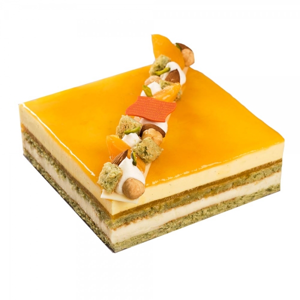 Entremets fruits original gâteau fête anniversaire birthday cake personnalisé dessert abricot nougat pistache Laurent le daniel patisserie le daniel maison le daniel mof meilleur ouvrier de France artisan patisserie traditionnelle française tarte fruit bonbon chocolat macaron confiserie caramel biscuit glace spécialité bretonne viennoiserie traiteur cocktail snacking formule déjeuner  salon de thé magasins rennes ille et vilaine bretagne relais desserts qualité haut de gamme