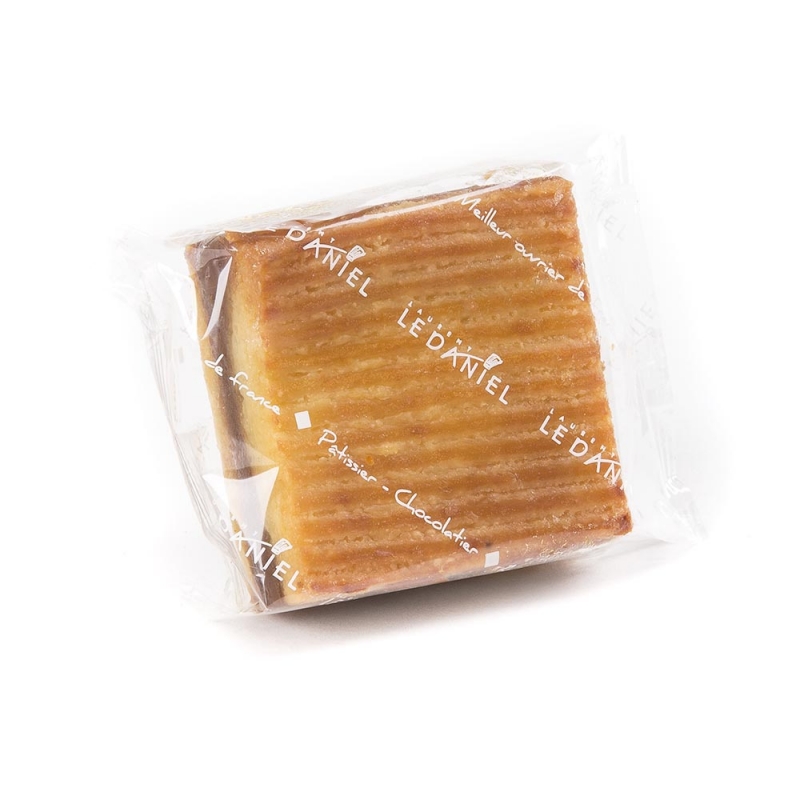 Carré caramel carré breton nature carré breton au caramel carré aux pruneaux florentins spécialités bretonnes à rennes saveurs de bretagne gâteau de goûter fait maison artisanat artisans à rennes idées de cadeaux cadeau à ses proches cadeaux à expédier ille et vilaine mof meilleur ouvrier de france à rennes laurent le daniel meilleures spécialités bretonnes à rennes spéciaités bretonnes expédiables