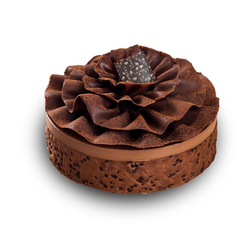 Allegro Dessert tout chocolat mousse crème brûlée et biscuit chocolat Entremets gâteau anniversaire birthday cake cake design dessert qualité gâteau personnalisé pâtisserie traditionnelle française pastry repas fête d’anniversaire idée dessert original haut de gamme artisan pâtissier chocolatier macaron glacier confiseur biscuiterie traiteur meilleur pâtisserie rennes, maison gâteaux, salon de thé, laurent le Daniel mof meilleur ouvrier de France pâtisserie rennes ille et vilaine bretagne relais desserts