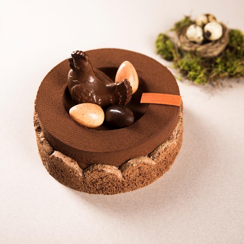 Le Nid entremets chocolat ou fruits gâteau de paques fete de paques nid de paques féérie citron fruits exotiques dessert édition limitée 7 8 9 10 avril chocolat artisanal de qualité chocolat de paques poule oie lapin sujet en chocolat laurent le daniel mof meilleur ouvrier de France patisserie patissier chocolatier rennais rennes bretagne