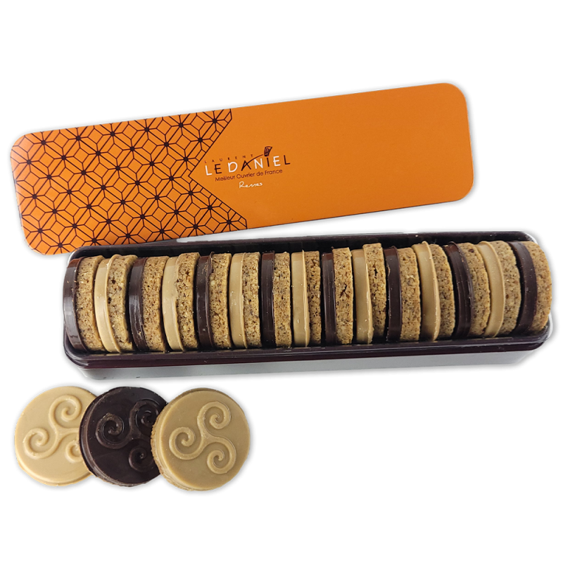 Chocolat dolce noir triskel gianduja sablé gourmandise offrir expédition envoi idée cadeau Laurent le Daniel artisan pâtissier chocolatier macaron glacier confiseur biscuiterie traiteur mof meilleur ouvrier de France pâtisserie à rennes centre-ville alma grand quartier lices halles ille et vilaine bretagne France relais desserts haut de gamme qualité