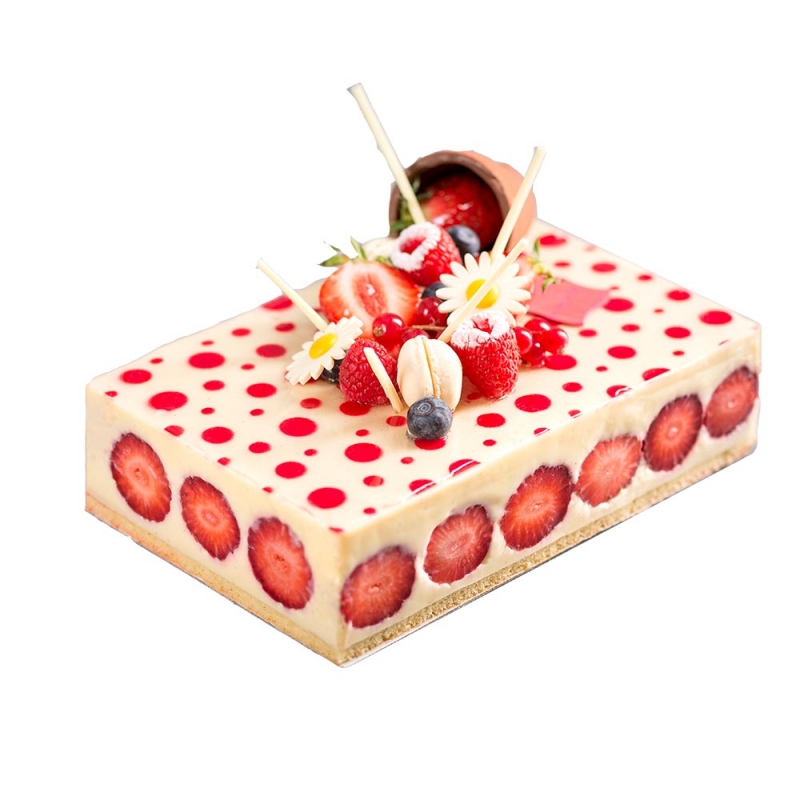 Fraisier Entremets fruits original gâteau fête anniversaire birthday cake personnalisé dessert fraisier vanille fraises locales Laurent le daniel patisserie le daniel maison le daniel mof meilleur ouvrier de France artisan patisserie traditionnelle française tarte fruit bonbon chocolat macaron confiserie caramel biscuit glace spécialité bretonne viennoiserie traiteur cocktail snacking formule déjeuner salon de thé magasins rennes ille et vilaine bretagne relais desserts qualité haut de gamme